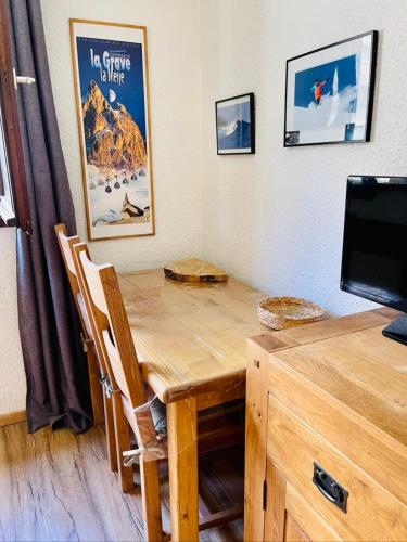 Charming Studio In The Heart Of Saint Chaffrey 5