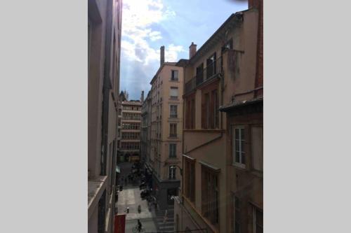 Appartement plein cœur presqu’ile