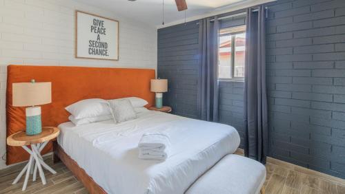 WanderJaunt - Oak - 2BR - Tempe - image 11