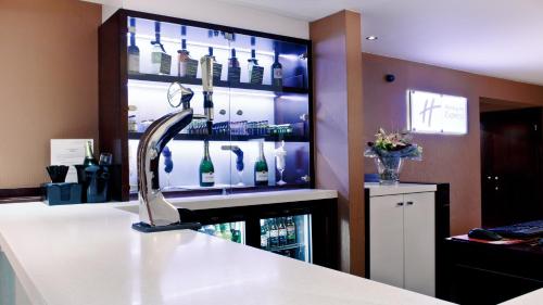 Holiday Inn Express Leeds-East an IHG Hotel - image 12