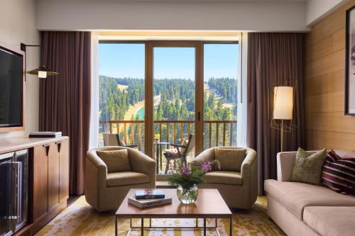 Junior Suite with Balcony