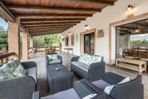  VILLA FINA (piscina/wifi/barbacoa/parking) in Barrio de las Cuevas