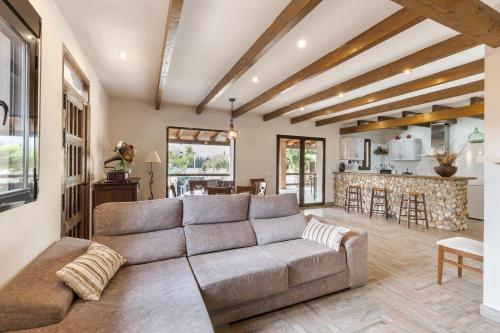 VILLA FINA (piscina/wifi/barbacoa/parking) in Benferri
