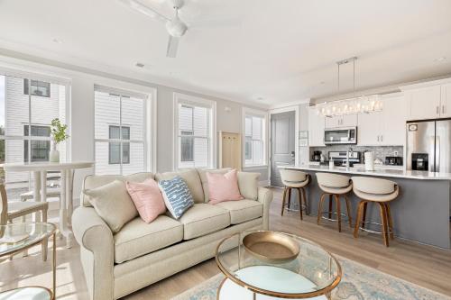 The Ashley Suite at 122 Spring in Charleston, USA