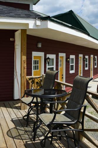 The Whitetail Inn and Suites- Lincoln - 편의 시설/서비스