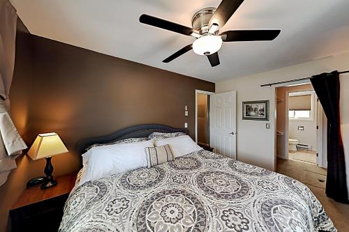 Alpine Oasis at Shadow Run - Ski Locker & Hot Tub condo - image 7