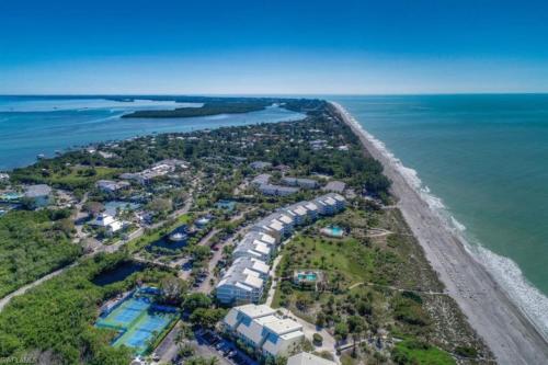 SOUTH SEAS BEACH VILLA 2112 - image 3