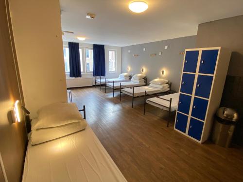 Xplore Hostel Amsterdam - image 14
