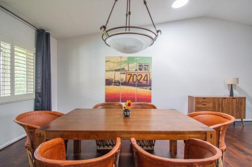 WanderJaunt - Admiral - 7BR Home - North Scottsdale - image 3