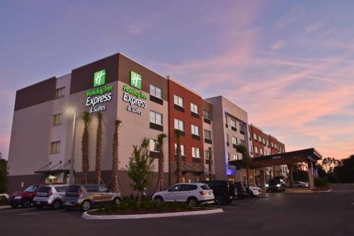 Holiday Inn Express and Suites Orlando - Lake Nona Area By IHG - 숙소 외관