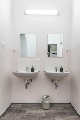 Space Home Hostel - Central Station # Hauptbahnhof - image 3
