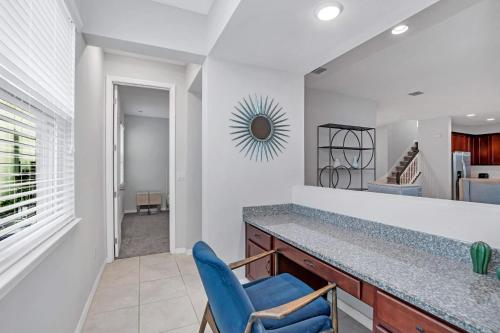 Near Disney - 9BR Resort Mansion - Private Pool Hot Tub and BBQ! - image 9