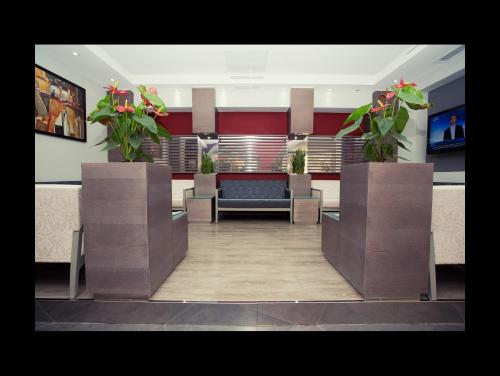 Hotel De Suede - image 2