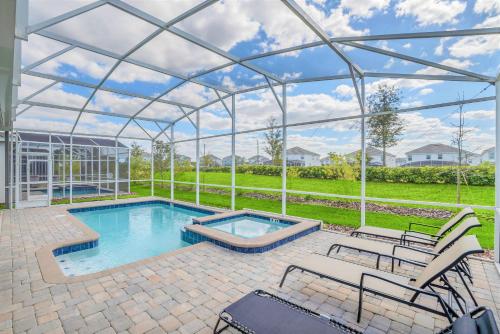 8BR Mansion - Family Resort - Private Pool BBQ Theater! - image 2