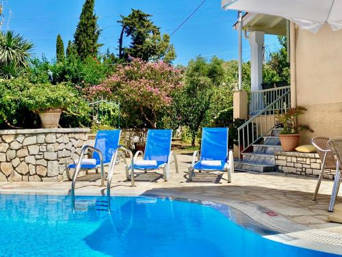 Villa Olga Kassiopi with private pool by DadoVillas