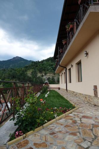 Борник Хил / Bornik Hill, Devin (photo 5)