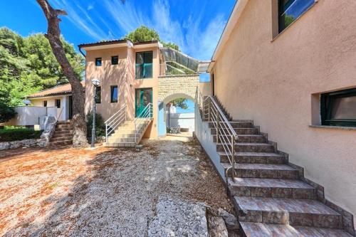  Apartments & Rooms Ruzmarin in Rogoznica
