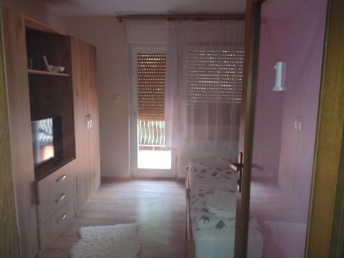 Evelin sobe in Bačka Topola