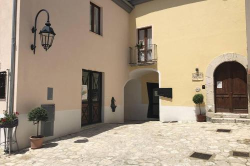 Accommodation in Apice