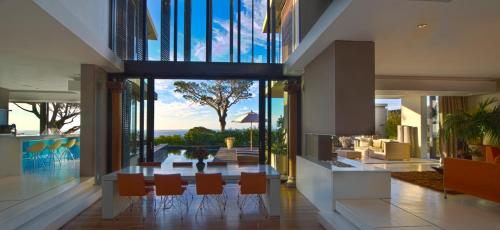 Serenity Villa 18 Ronald Rd Camps Bay