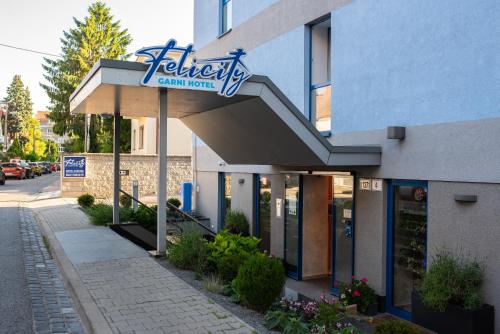 Felicity Garni Hotel / Hotel Blue Garni - image 7