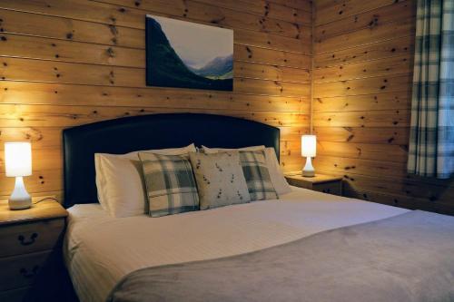 Woodland Spruce Lodge - Accommodation - Killin