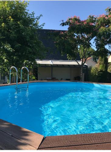 Maison avec piscine au calme gîte à louer Brive-la-Gaillarde