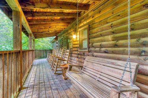 Mountainside Getaway - image 10