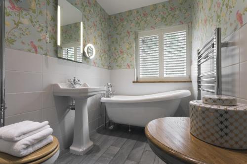 Lyth Valley Country House - image 11