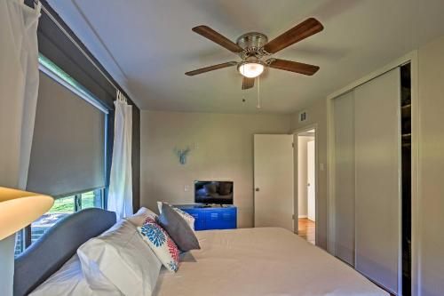 Bright and Modern TX Getaway 7 Mi to The Alamo - image 12