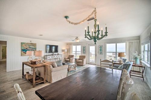 Sunny Gulf Shores Haven, 3 Mi to Fort Morgan! in Fort Morgan