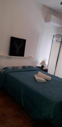  Acogedor Apartamento con Piscina Sierra Norte Sevilla, Reserva Natural in El Castillo de las Guardas