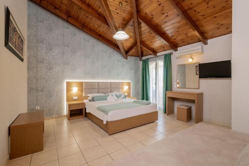 Plaka Beach Resort - image 10