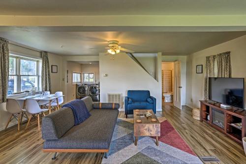 Lakefront Cottage 6 Miles to Downtown Toledo! - image 2