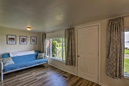 Lakefront Cottage 6 Miles to Downtown Toledo! - image 7