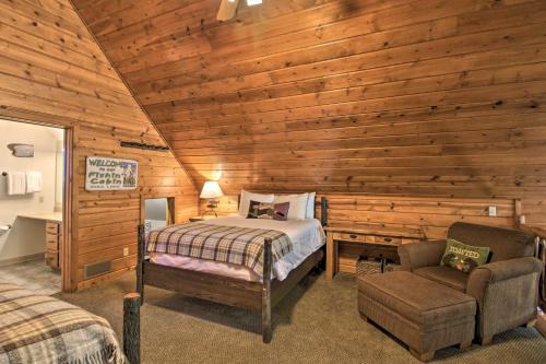 Alluring Nisswa Cabin on Gull Lake with Fireplace! in Nisswa, USA