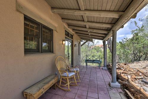 Bright Prescott Studio with Thumb Butte Views!