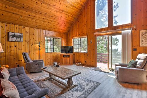 A-Frame Cali Cabin with Unobstructed Valley Views! - Running Springs