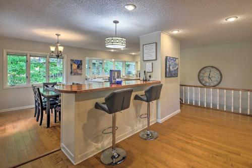 Casa Azul on Golf Course High-End Interior - image 2