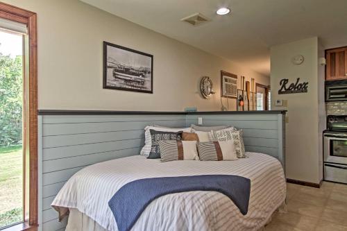 Stylish Wabasha Studio Boat Ski and Explore! - image 11