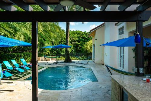 Plantation Acres Luxury Mansion & Private Pool