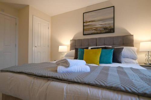 Modern 3 Bedroom House - Newly Furnished gîte à louer Farcet