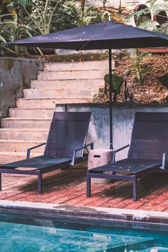 Hostel-Island Paradise, Saboga Lodge and Villa Noelia