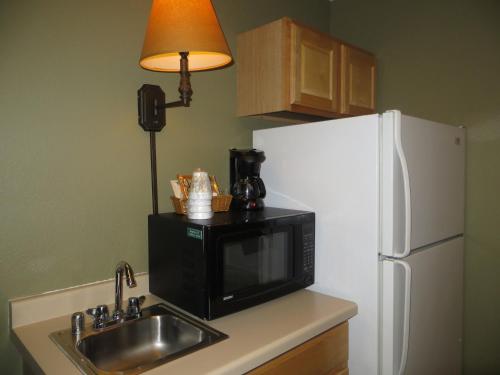 Cranberry Country Lodge - image 6