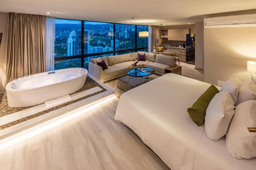 york luxury suites medellin