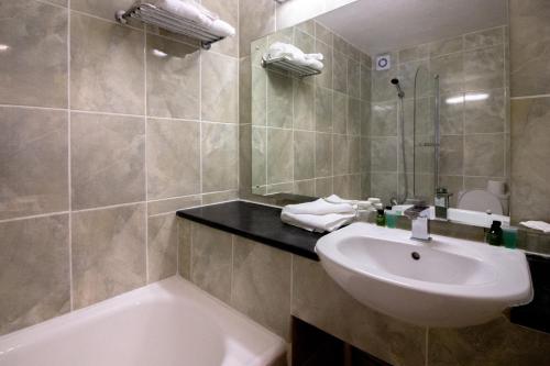 Westone Manor Hotel - image 4