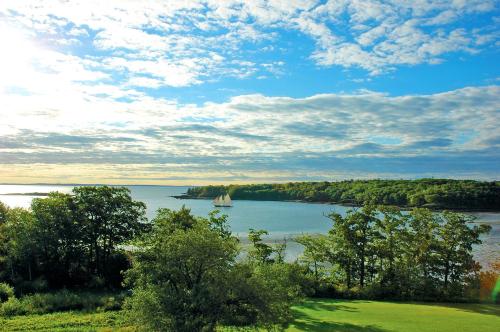 Ledges By the Bay - image 11