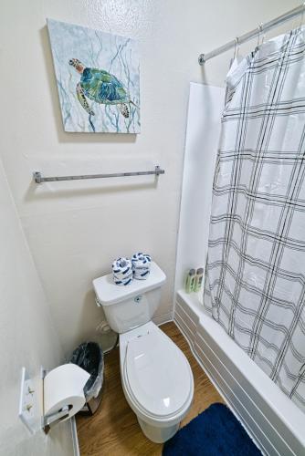 BEACH HOUSE APT 2Bed 2bath(walking distance to the Venice Beach) - main image