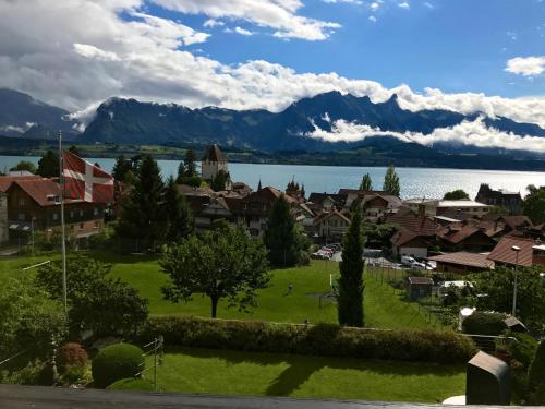 Chalet Oberhofen am Thunersee