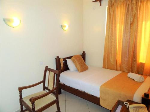 Regency Park Hotel Room Type - Standard Twin Room
